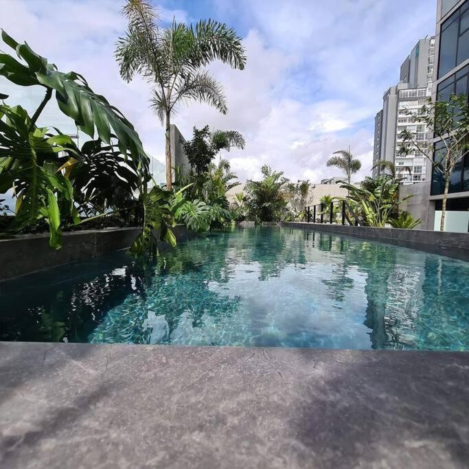 Cosmopolitan Apt 1407, 5 Star Facilities, 15M Sjo Airport, Parking, Pool, Gym 聖荷西 外观 照片