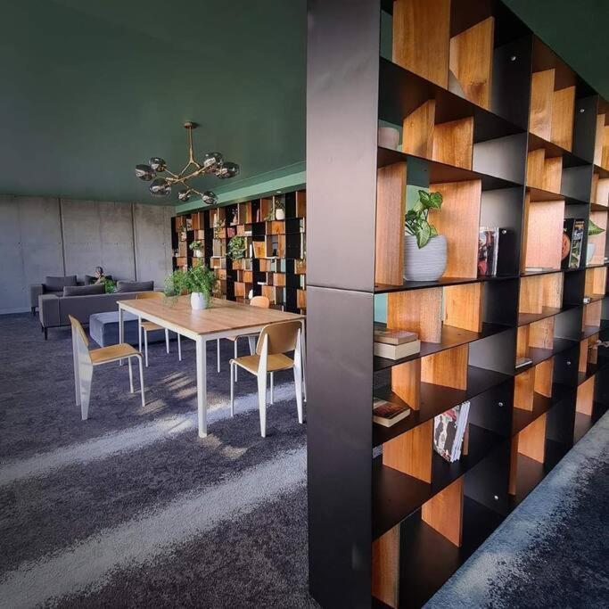 Cosmopolitan Apt 1407, 5 Star Facilities, 15M Sjo Airport, Parking, Pool, Gym 聖荷西 外观 照片