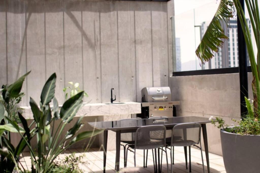 Cosmopolitan Apt 1407, 5 Star Facilities, 15M Sjo Airport, Parking, Pool, Gym 聖荷西 外观 照片